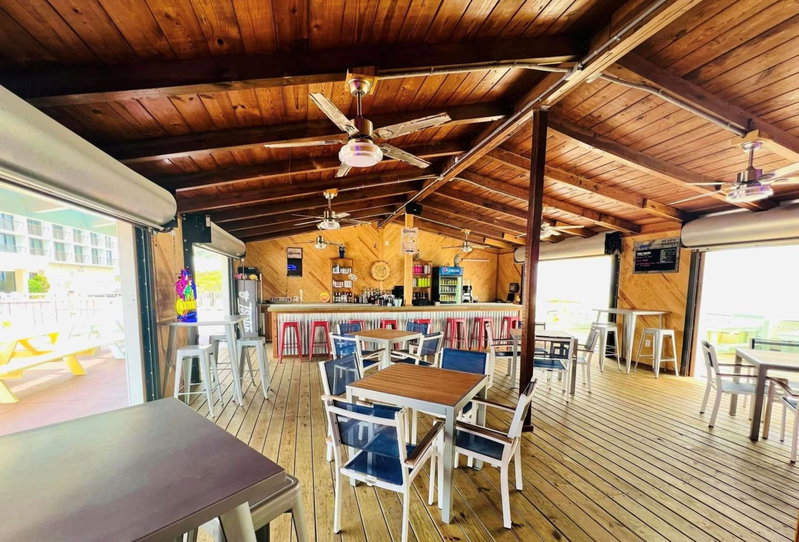 DoubleTree by Hilton Atlantic Beach Oceanfront, Havelock, United States