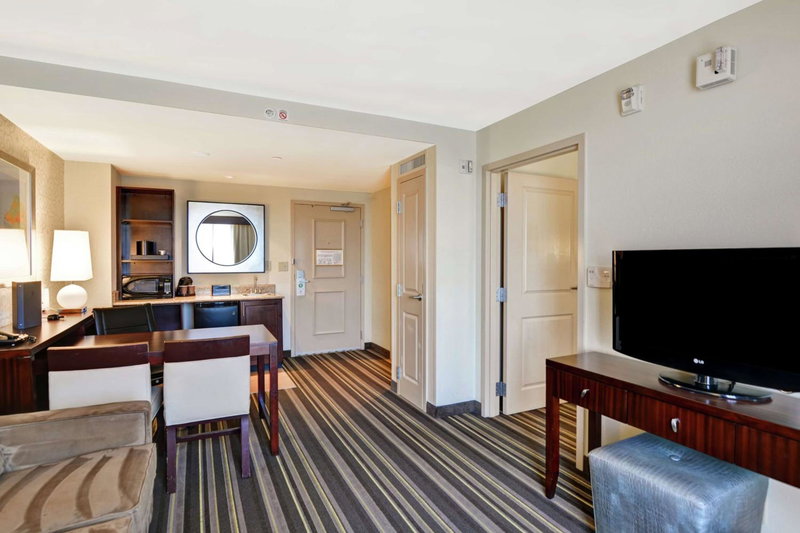Embassy Suites Savannah Airport, Pooler, United States