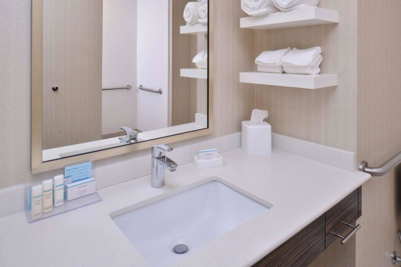 Hampton Inn & Suites Bend, Bend, United States
