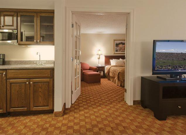 Ann Arbor Regent Hotel and Suites, Ann Arbor, Estados Unidos