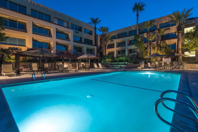 Grand Vista Hotel, Simi Valley, United States