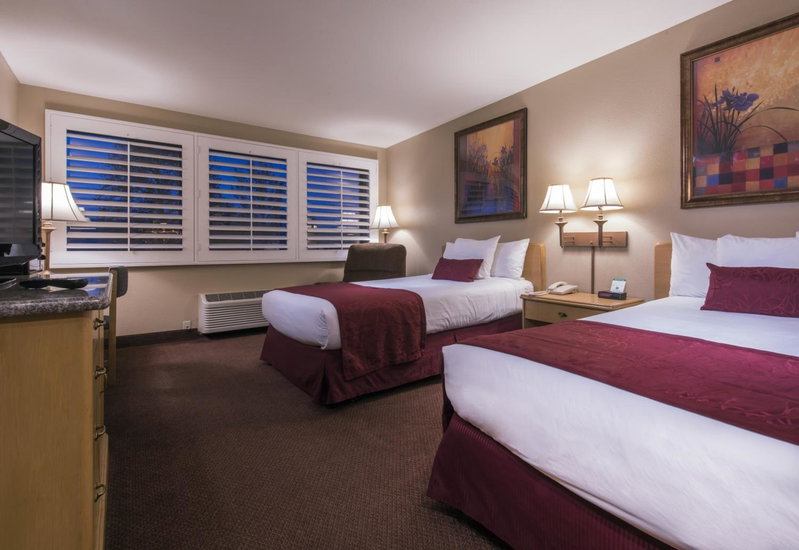 Grand Vista Hotel, Simi Valley, United States