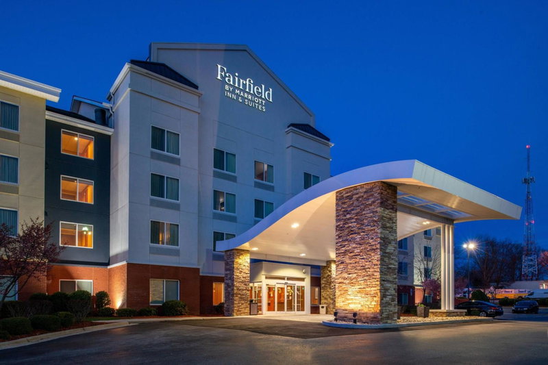 Fairfield Inn & Suites Greensboro Wendover, Greensboro, Vereinigte Staaten