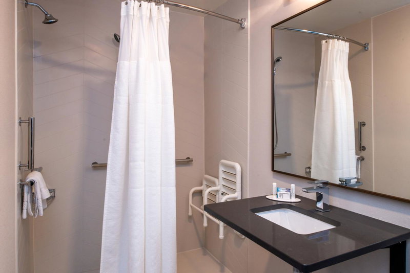 Fairfield Inn & Suites Greensboro Wendover, Greensboro, Vereinigte Staaten