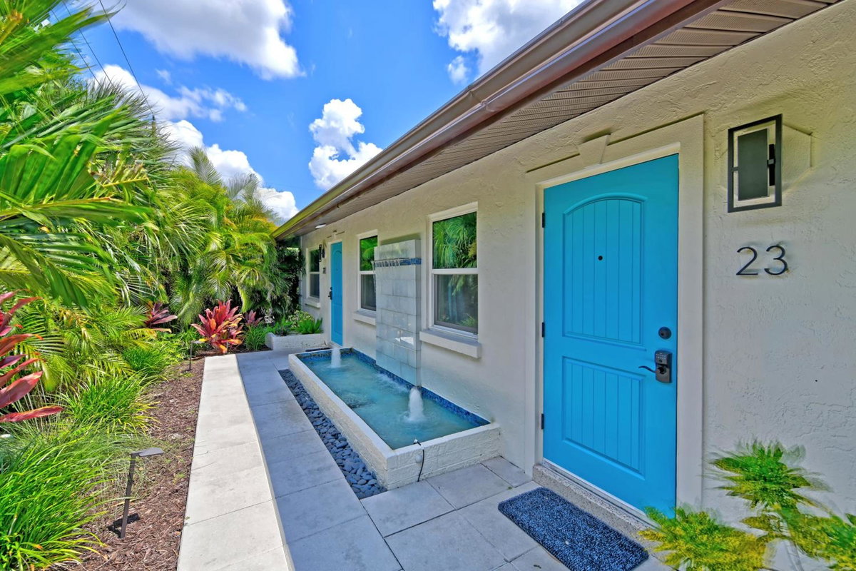 Hotel · Siesta Key Palms Resort, Sarasota