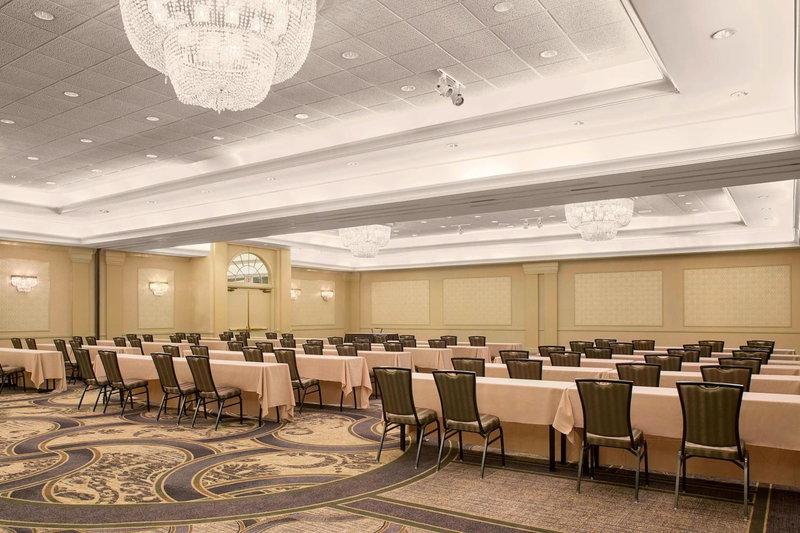 Sheraton Suites Akron Cuyahoga Falls, Cuyahoga Falls, United States