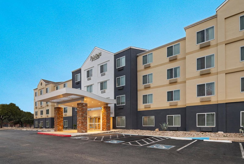Fairfield Inn & Suites by Marriott San Antonio Downtown/Market Square, San Antonio, United States