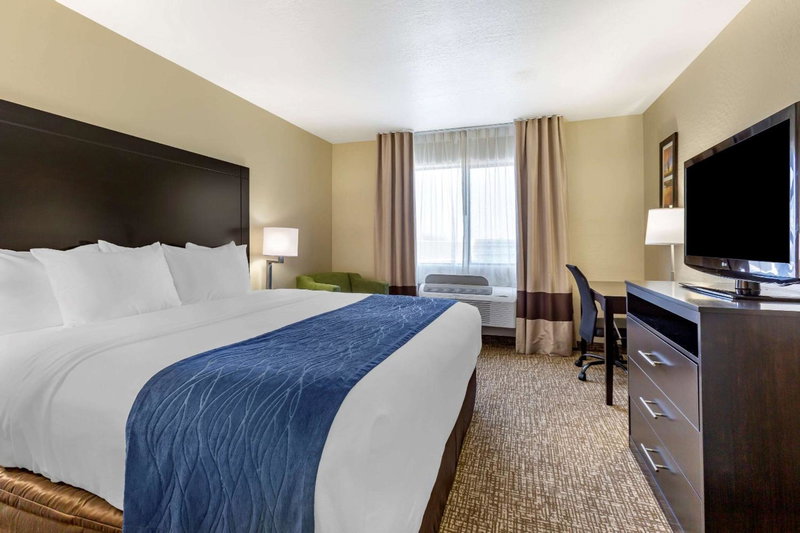 Comfort Inn & Suites Surprise Near Sun City West, Surprise, United States