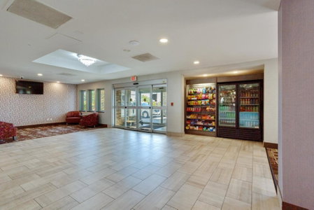 Orangewood Inn & Suites Kansas City Airport, Kansas City, États-Unis