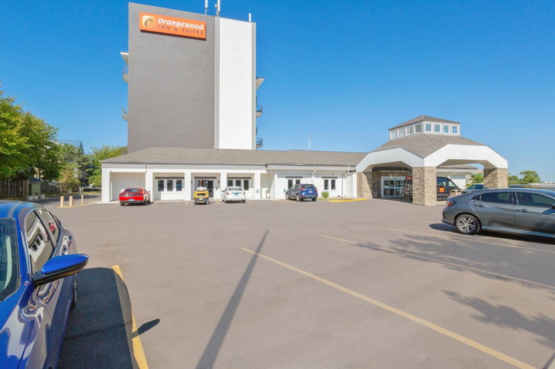 Orangewood Inn & Suites Kansas City Airport, Kansas City, États-Unis