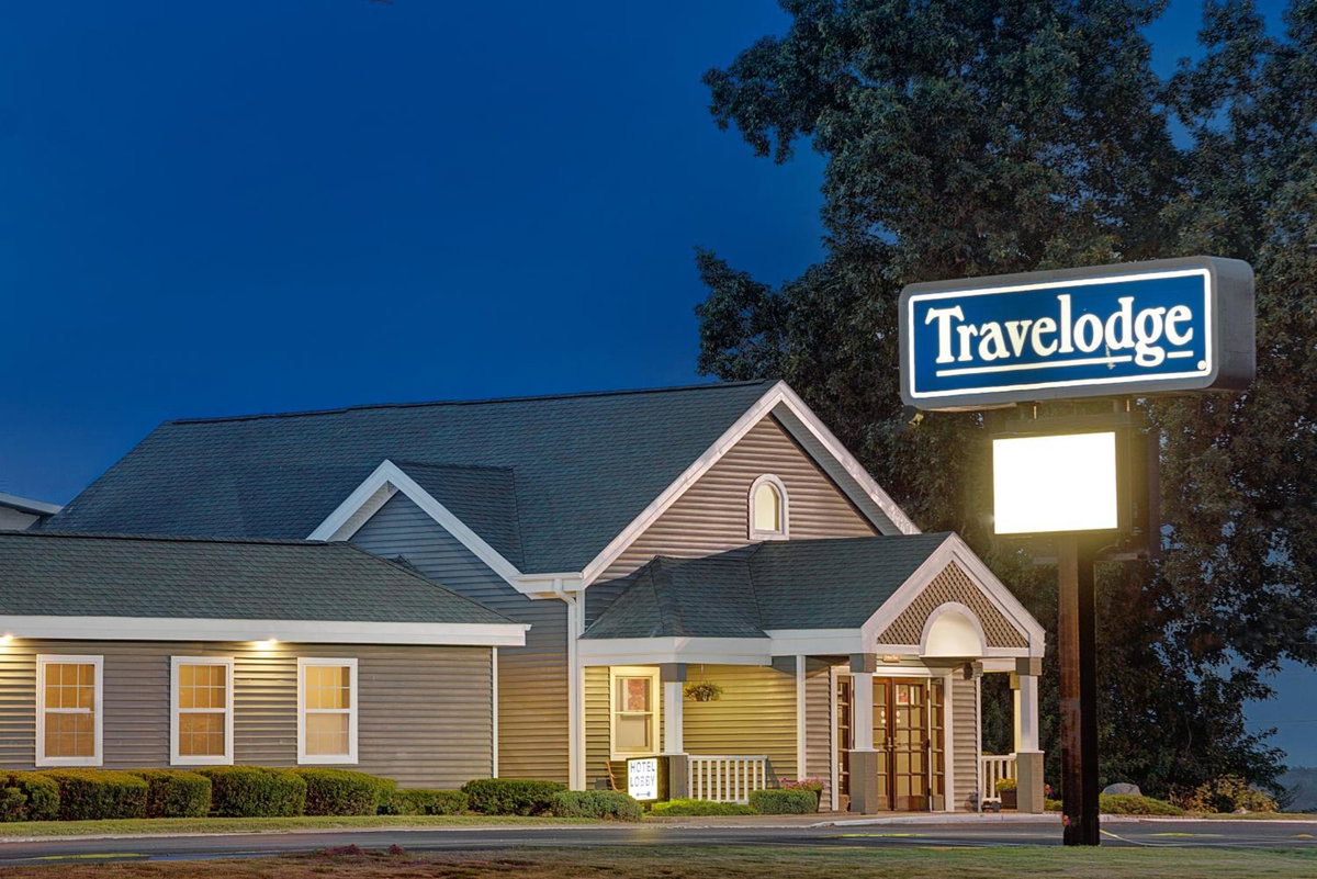 Hotel · Travelodge by Wyndham Iowa City, Iowa City