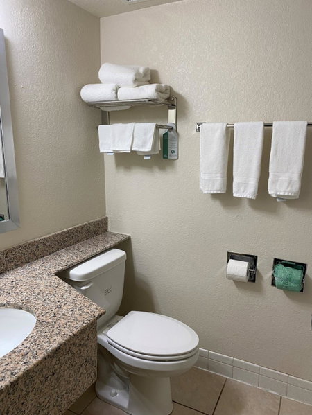 Travelodge by Wyndham Iowa City, Iowa City, United States