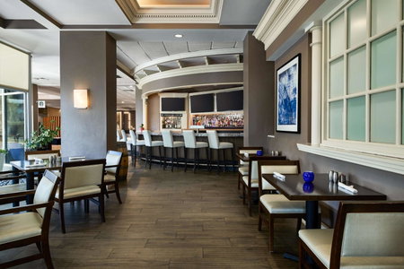 Hilton Kansas City Country Club Plaza, Kansas City, United States