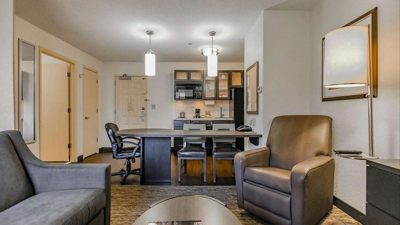 Sonesta Simply Suites Cleveland North Olmsted Airport, North Olmsted, United States