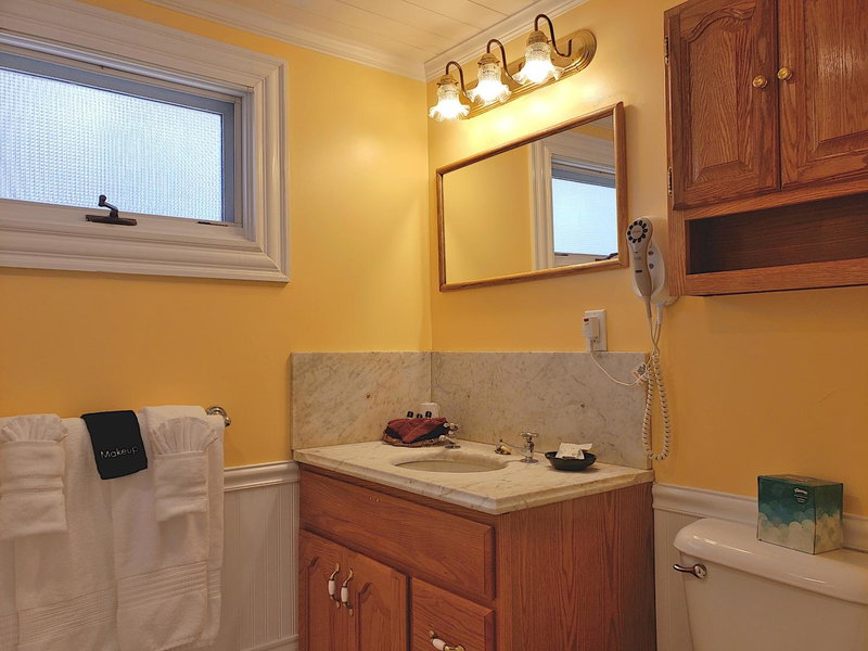 Sand Bar Cottage Inn, Bar Harbor, United States
