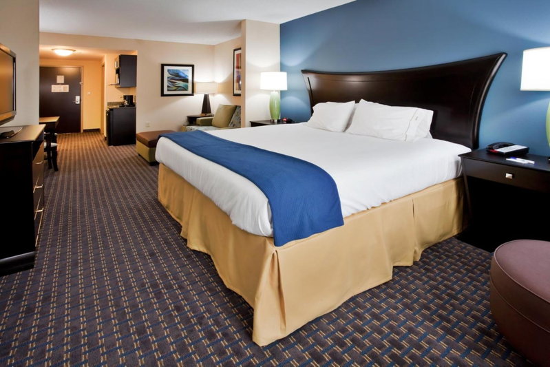 Holiday Inn Express Hotel & Suites Largo-Clearwater by IHG, Largo, United States