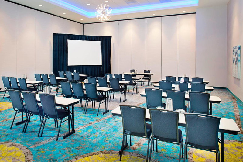 Courtyard by Marriott Dallas Carrollton and Carrollton Conference Center, Carrollton, United States