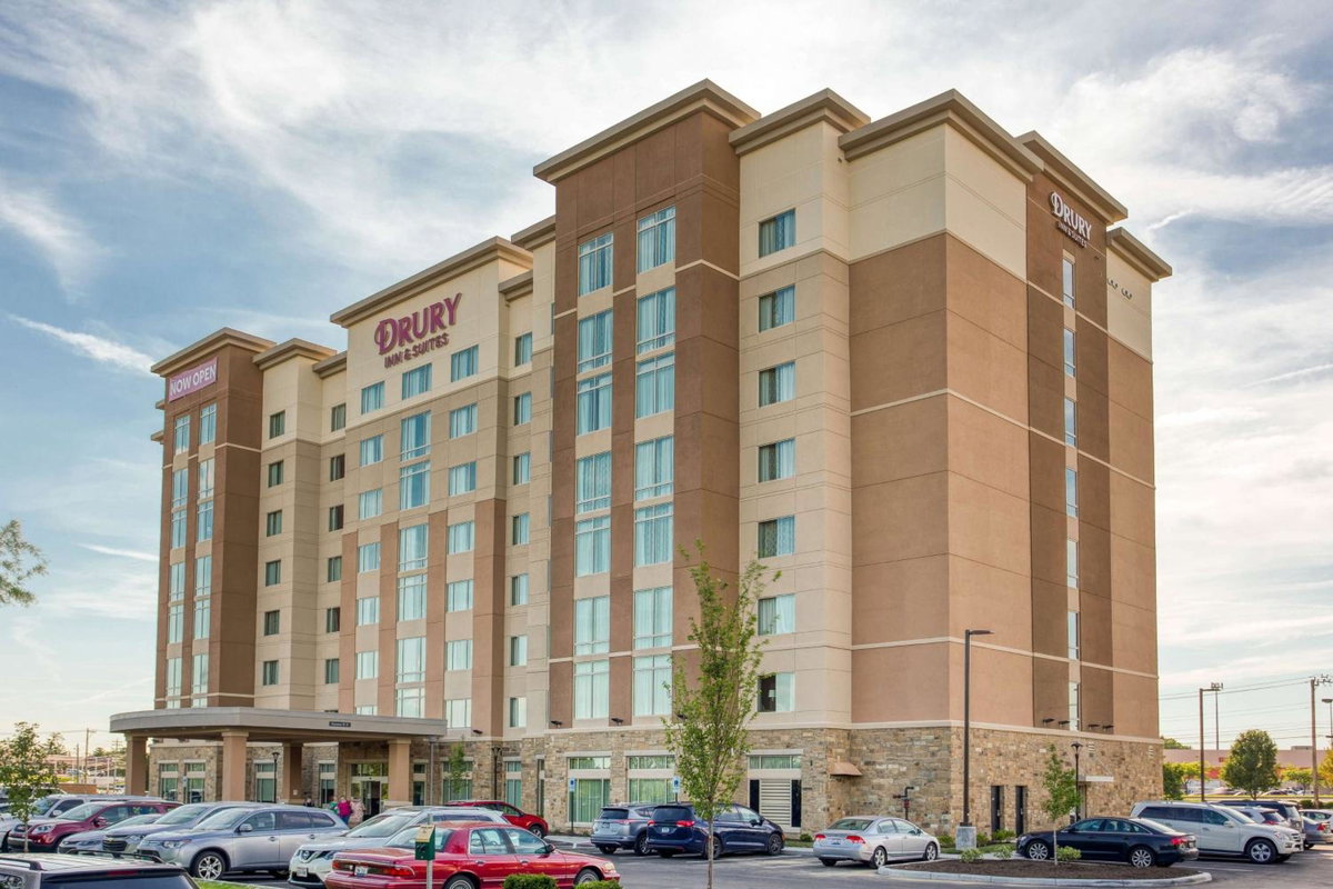 Hotel · Drury Inn & Suites Cincinnati Northeast Mason, Mason