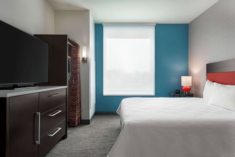 Home2 Suites By Hilton Madison Central Alliant Energy Center, Madison, United States