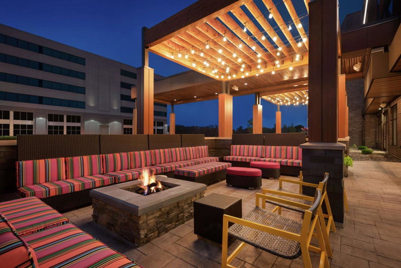 Home2 Suites By Hilton Madison Central Alliant Energy Center, Madison, United States