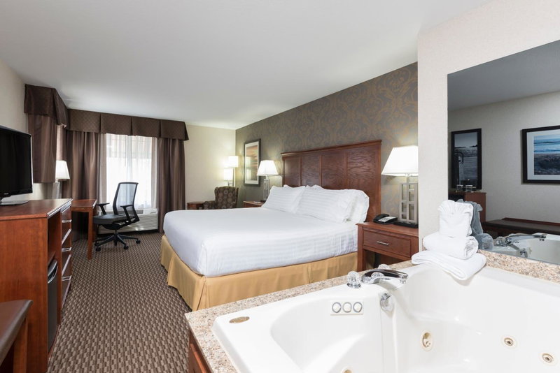 Holiday Inn Express Holland by IHG, Holland, United States