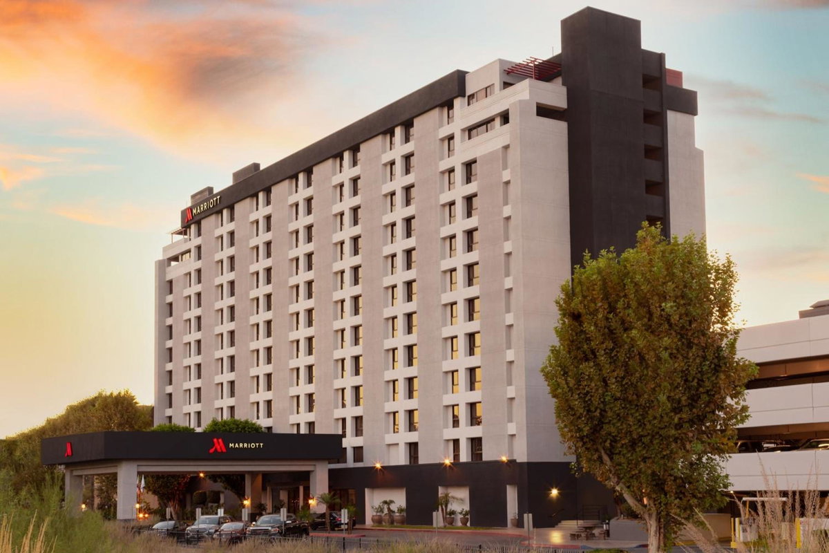 Hotel · Marriott Riverside at the Convention Center, Riverside
