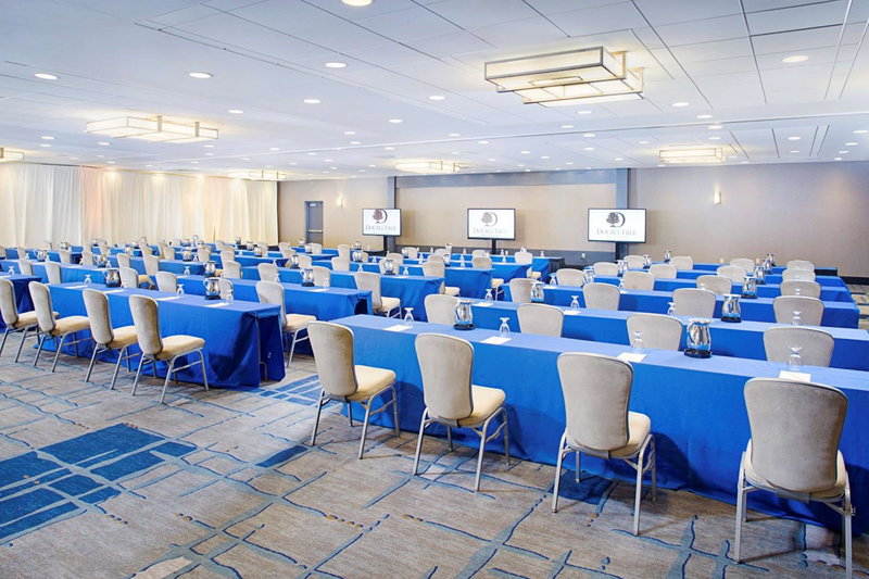 DoubleTree by Hilton Baltimore - BWI Airport, Linthicum Heights, United States