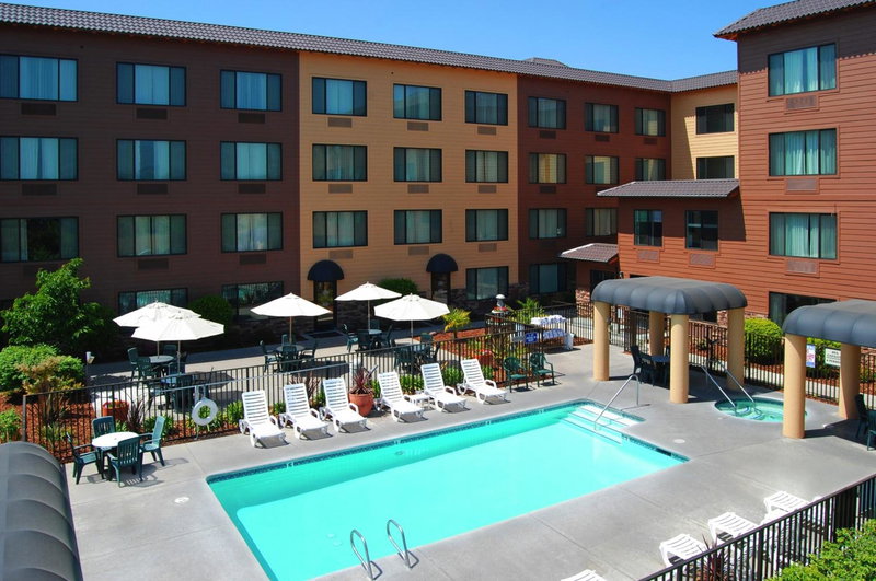 Oxford Suites Chico, Chico, United States