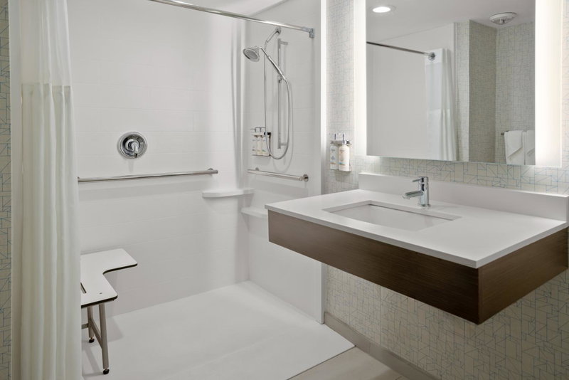 Holiday Inn Express Stony Brook-Long Island by IHG, Centereach, Estados Unidos