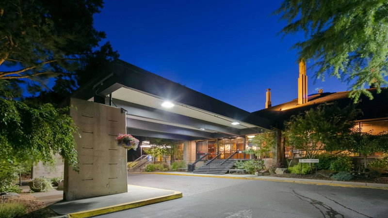Best Western Plus Hood River Inn, Hood River, United States