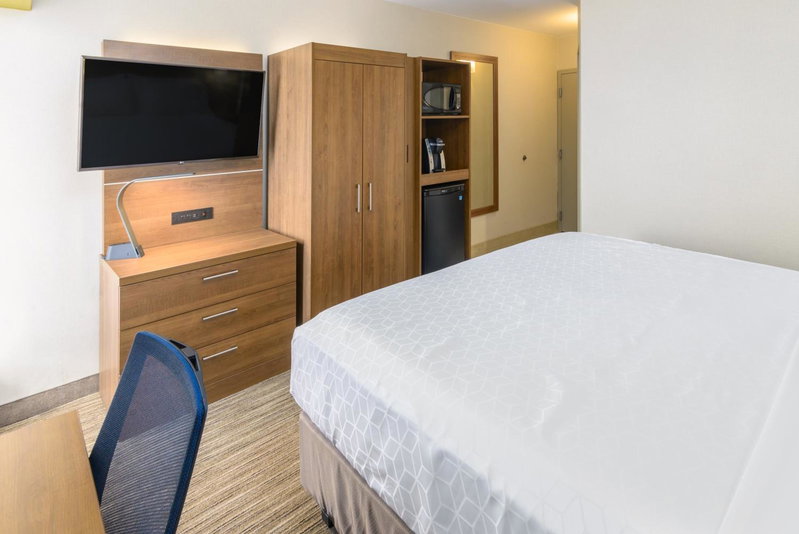 Holiday Inn Express Southington by IHG, Southington, Estados Unidos