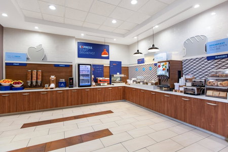 Holiday Inn Express Ontario by IHG, Creekside, United States