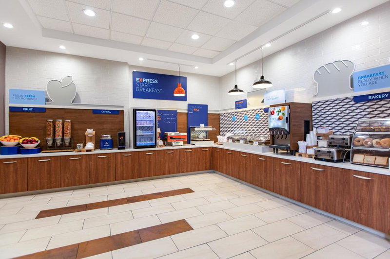 Holiday Inn Express Ontario by IHG, Creekside, United States