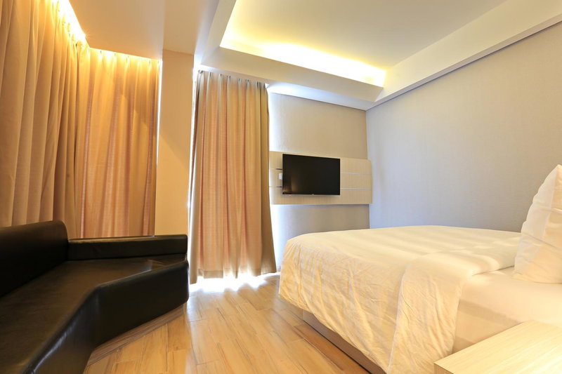 Luminor Hotel Jambi Kebun Jeruk By WH, Jambi, Indonesia
