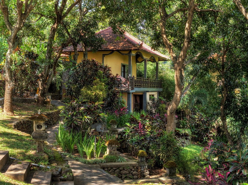 Puri Mangga Sea View Resort and Spa, Lovina, Индонезия