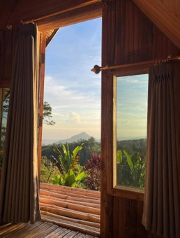 Wanagiri Campsite, Gitgit, Indonésie