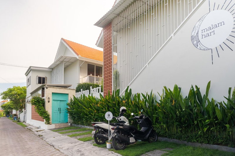 Malam Hari ApartHotel, Canggu, Indonesien