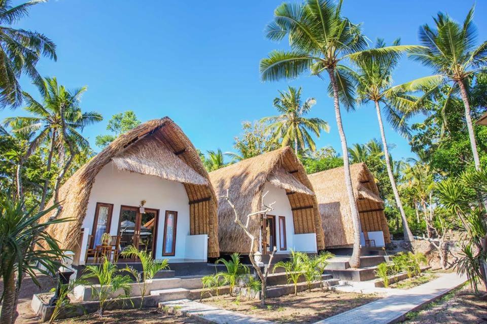 Bintang Bungalow, Indonesia