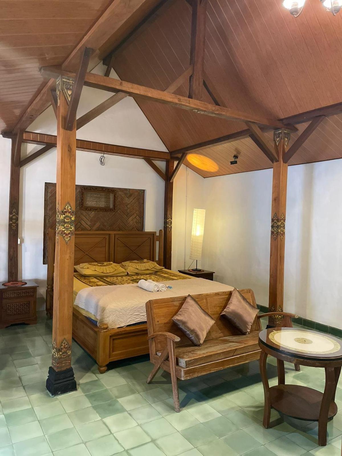 Pamularsih Homestay, Индонезия