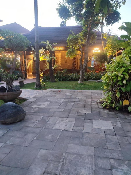 Sari Bunga Hotel - Legian, walking distance to Legian Beach, Legian, Indonesia