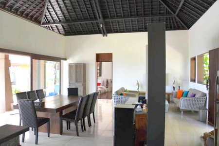 Villa Tiara, Senggigi, Индонезия
