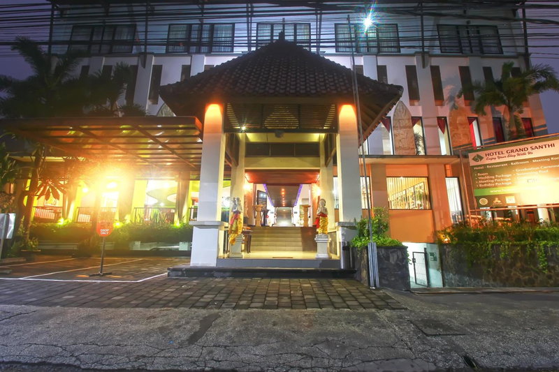 Grand Santhi Hotel, Denpasar, Indonésie