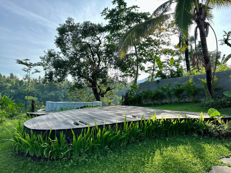 Damuh Alam, Lovina, Indonesia