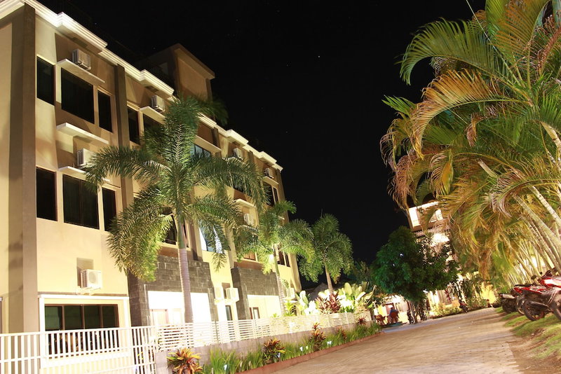 Puri Senggigi Hotel, Senggigi, Индонезия