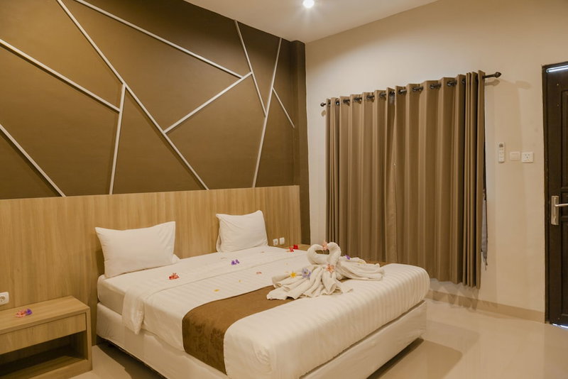 Puri Senggigi Hotel, Senggigi, Индонезия
