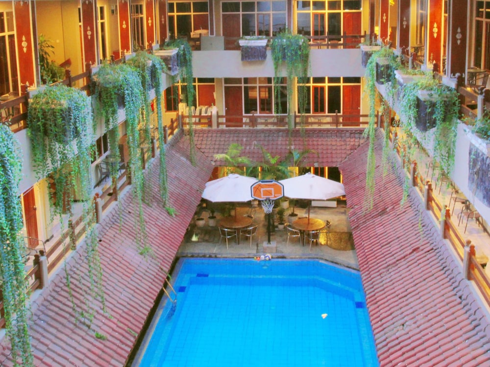 호텔 · Hotel Karthi, Kuta