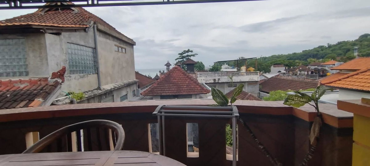 Harmony Guest House, Индонезия
