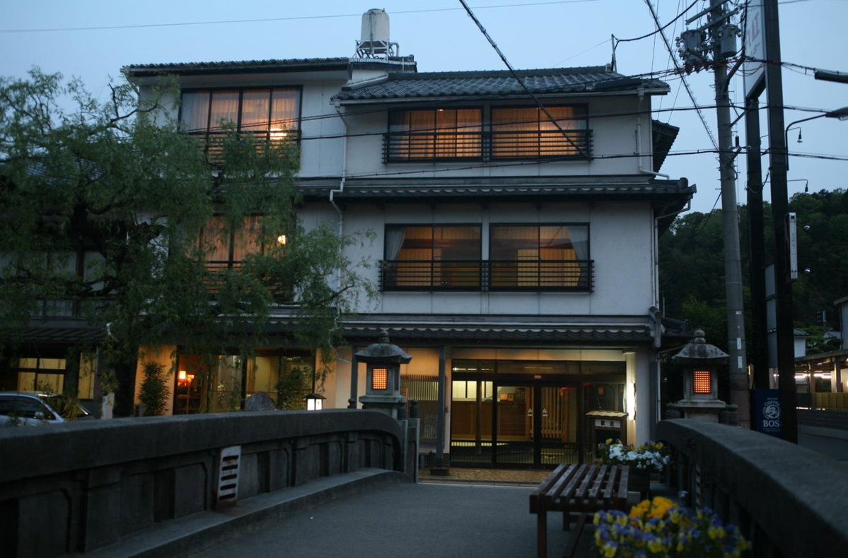 Kinosaki Onsen Kawaguchiya Honkan, Japan