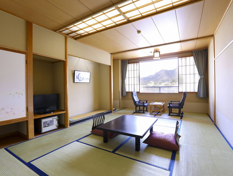 Hotel Housei, Yamanouchi, Japan