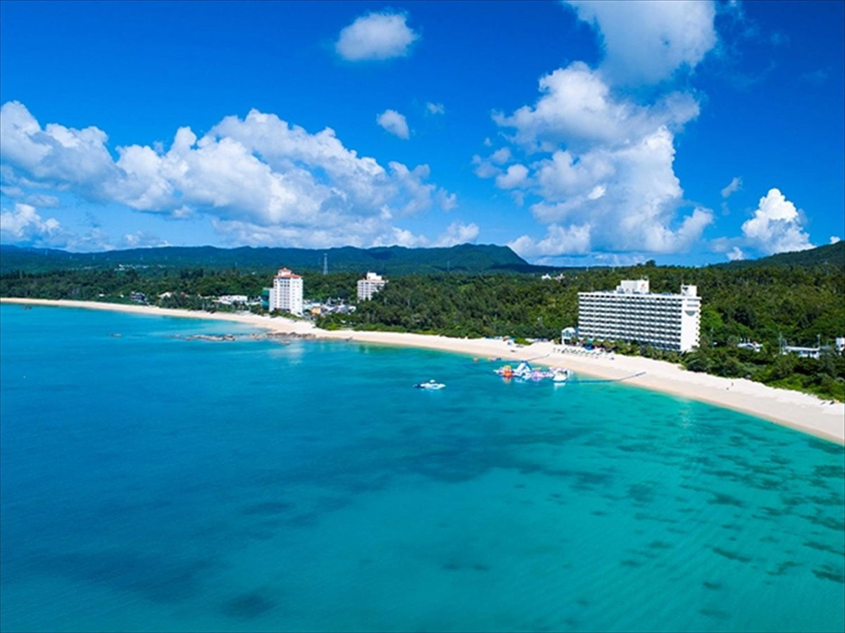 Hotel · Courtyard by Marriott Okinawa Resort, Nago